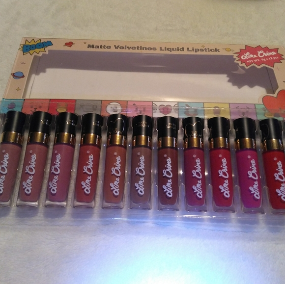 Lipsticks - Picture 7 of 7